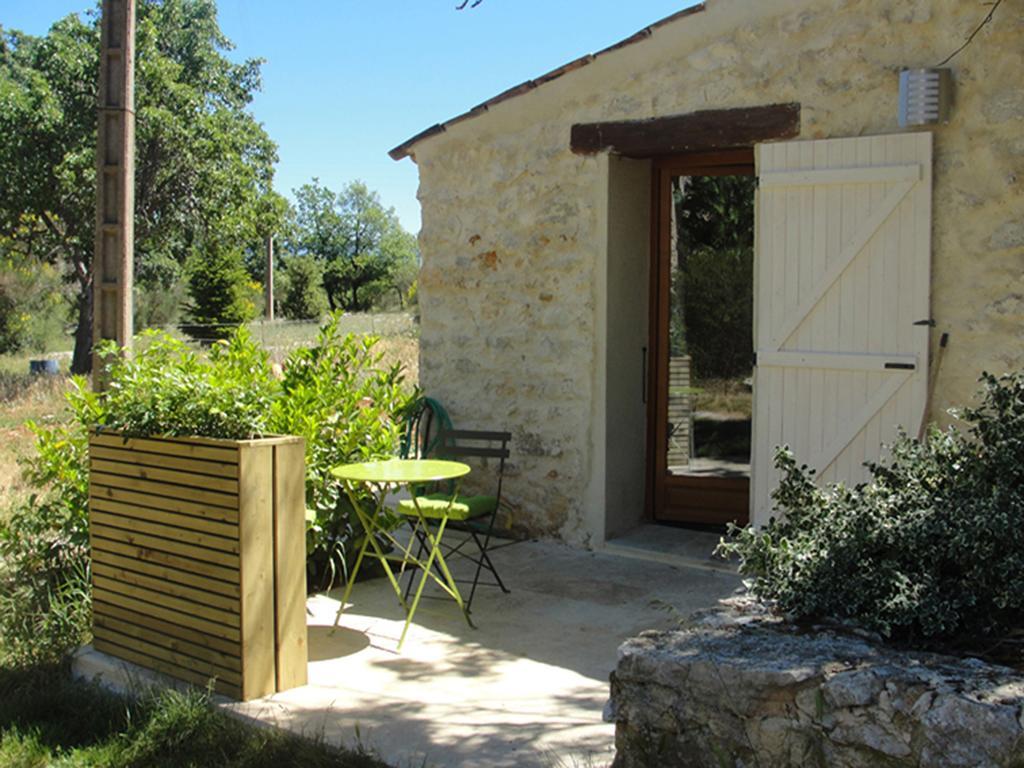 Le Mas De La Chérine Quinson Habitación foto